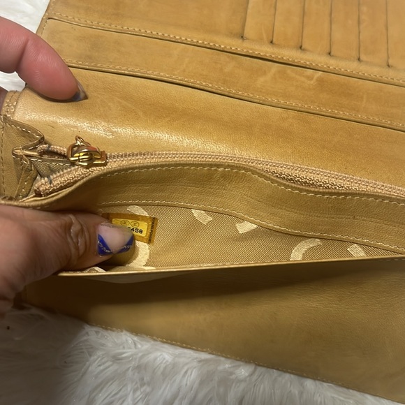 Chanel long wallet - Picture 3 of 8